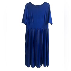 Women’s  Blue Pleated Dress Size Large